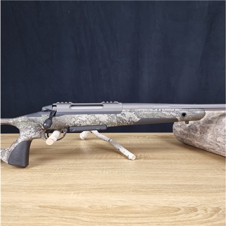 CARABINE À VERROU SAKO S20 CAMO TTS HUNT FLUTEE CERAKOTE