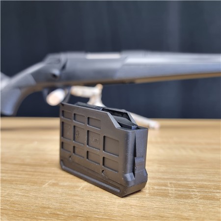 CARABINE À VERROU WINCHESTER XPR ADJUSTABLE THREADED