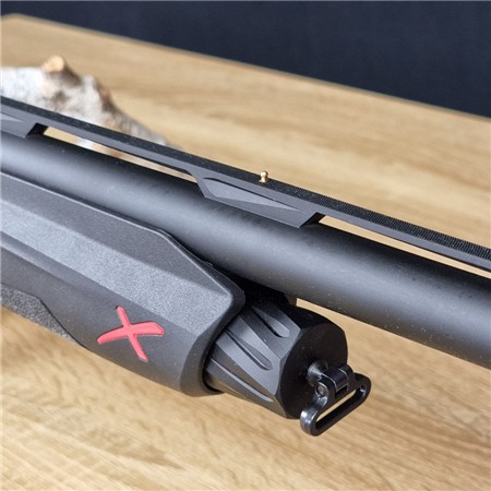 FUSIL SEMI-AUTOMATIQUE ATA ARMS NEO X SYNTHÉTIQUE NOIR CAL 12