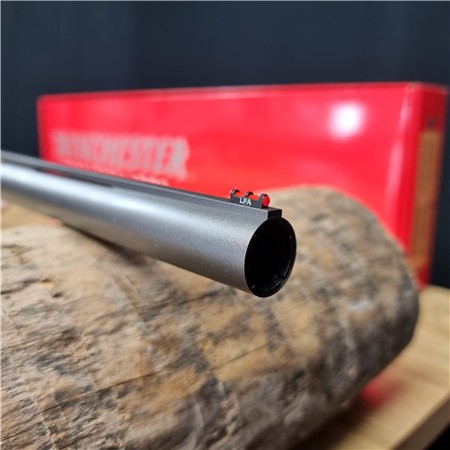 FUSIL SEMI-AUTOMATIQUE WINCHESTER SX4 HYBRID CARBON 12M