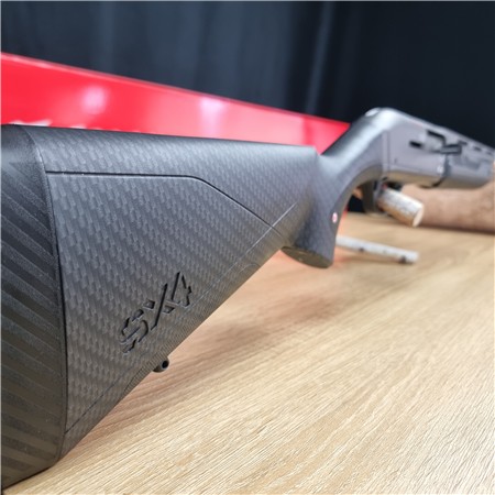 FUSIL SEMI-AUTOMATIQUE WINCHESTER SX4 HYBRID CARBON 12M