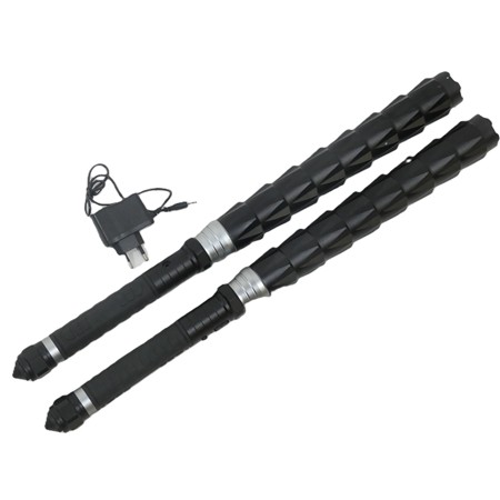 Lot De 2 Shockers + 1 Chargeur Praga Matraque Z9 - Pr009