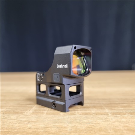 POINT ROUGE BUSHNELL RXM-300